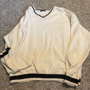 brandy melville v neck!